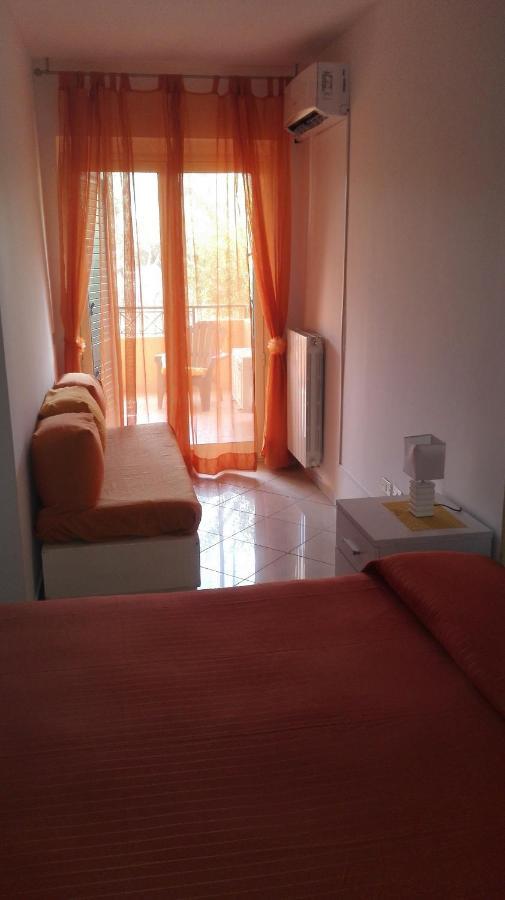 B&B I Girasoli Soverato Marina Dış mekan fotoğraf